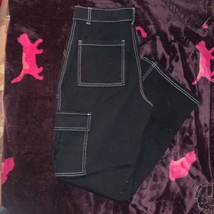 Size medium black cargos
